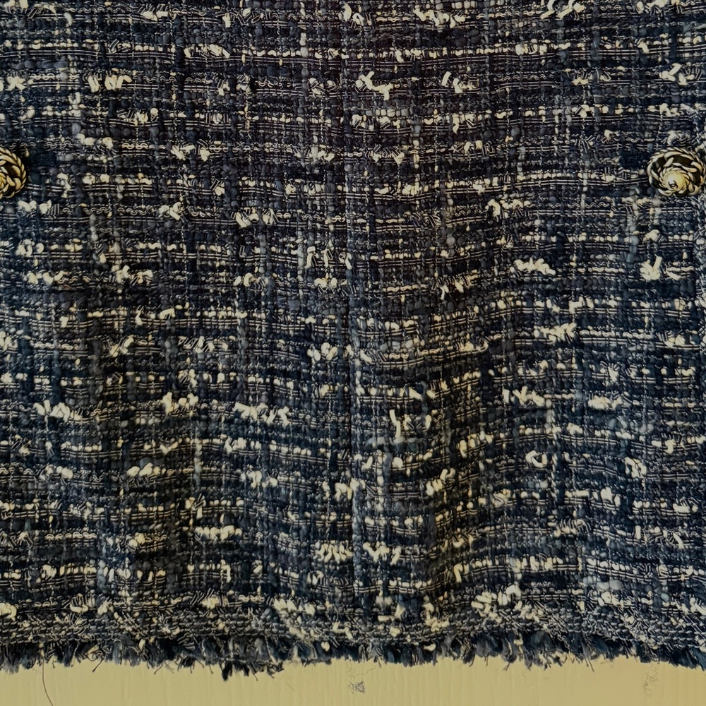 Vintage CHANEL Navy Tweed Blazer - Picture 5 of 6